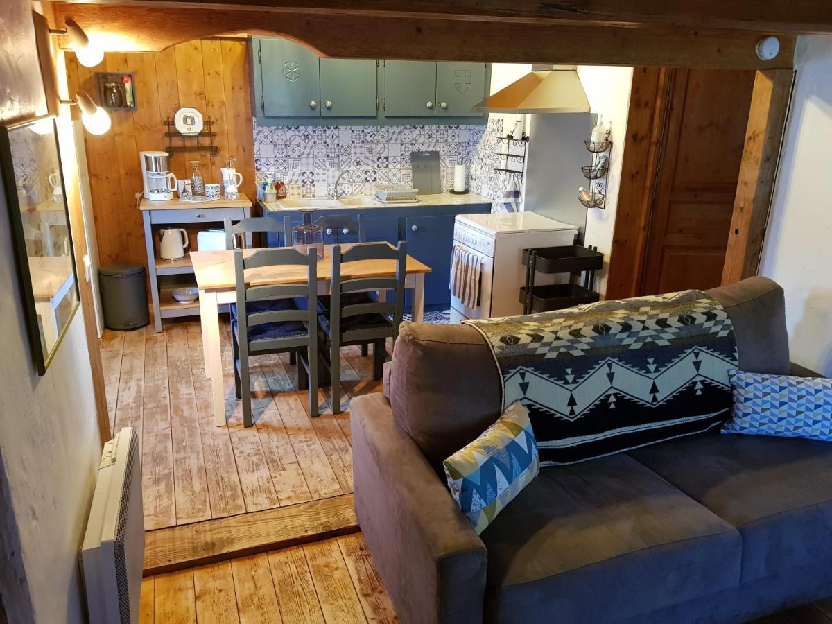 Petit Chalet Savoyard Domancy Экстерьер фото